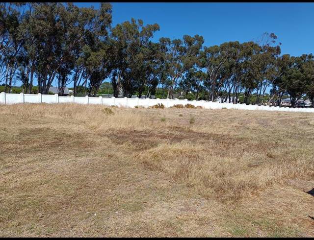 LAND FOR SALE IN DARLING